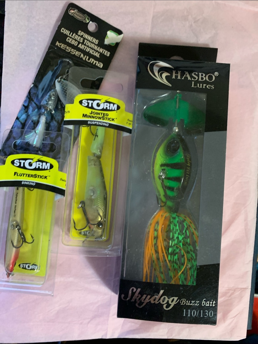 HASBO Skydog Buzz Bait in Bright Green & Orange and 3 more fishing lure